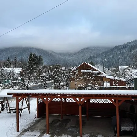 Guest house Гостинний Двір Стефані 3*