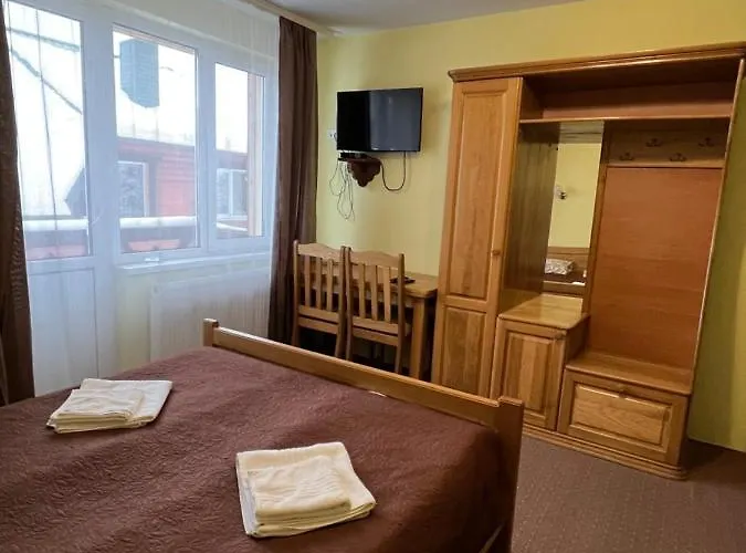 Guest house Гостинний Двір Стефані Tatariv