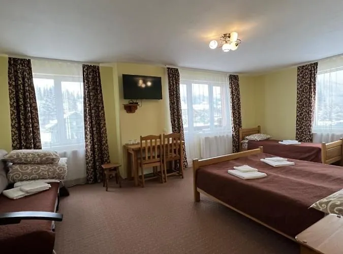 Гостинний Двір Стефані Guest house Tatariv