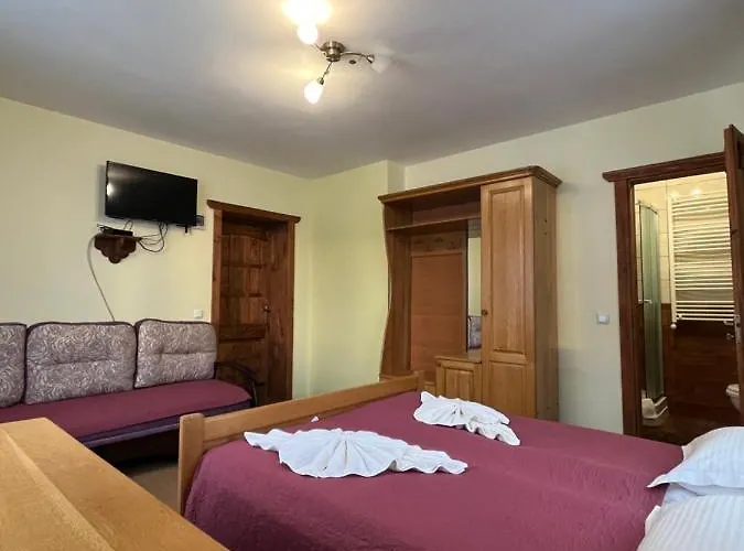 Guest house Гостинний Двір Стефані Tatariv